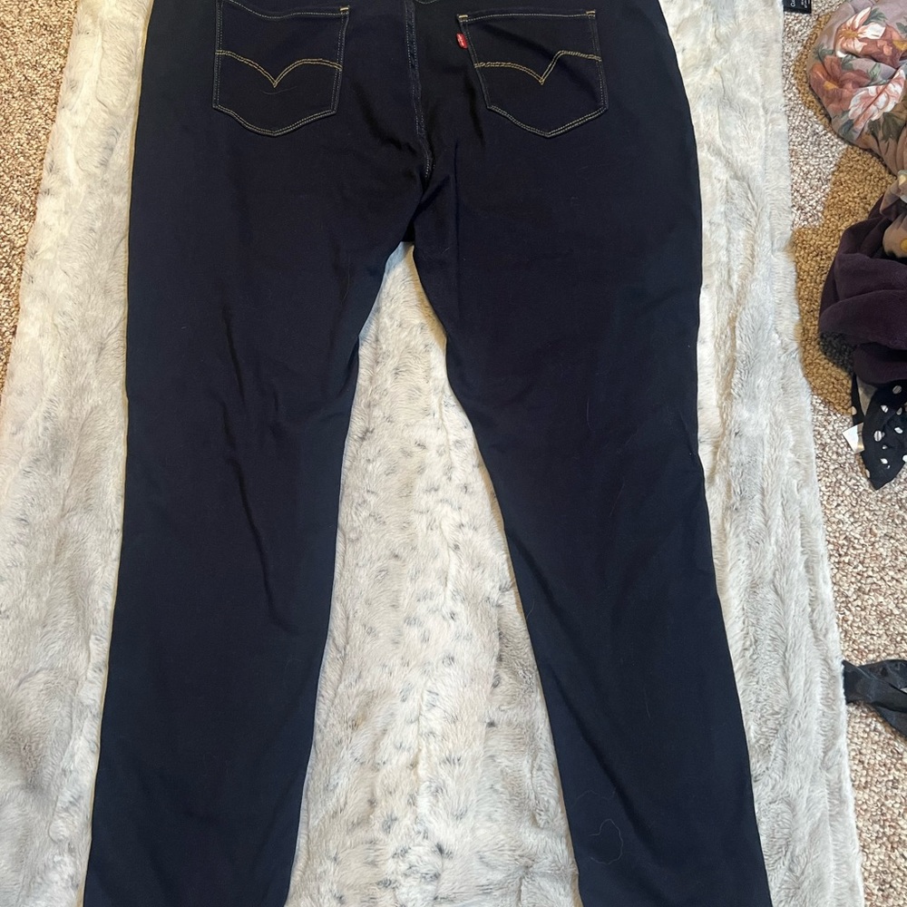 Levi 720 High Rise Super Skinny dark wash jean- 24w